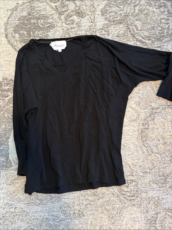 Vince Camuto Tops - Vince Camuto Black Long-Sleeve V-Neck Dolman Top